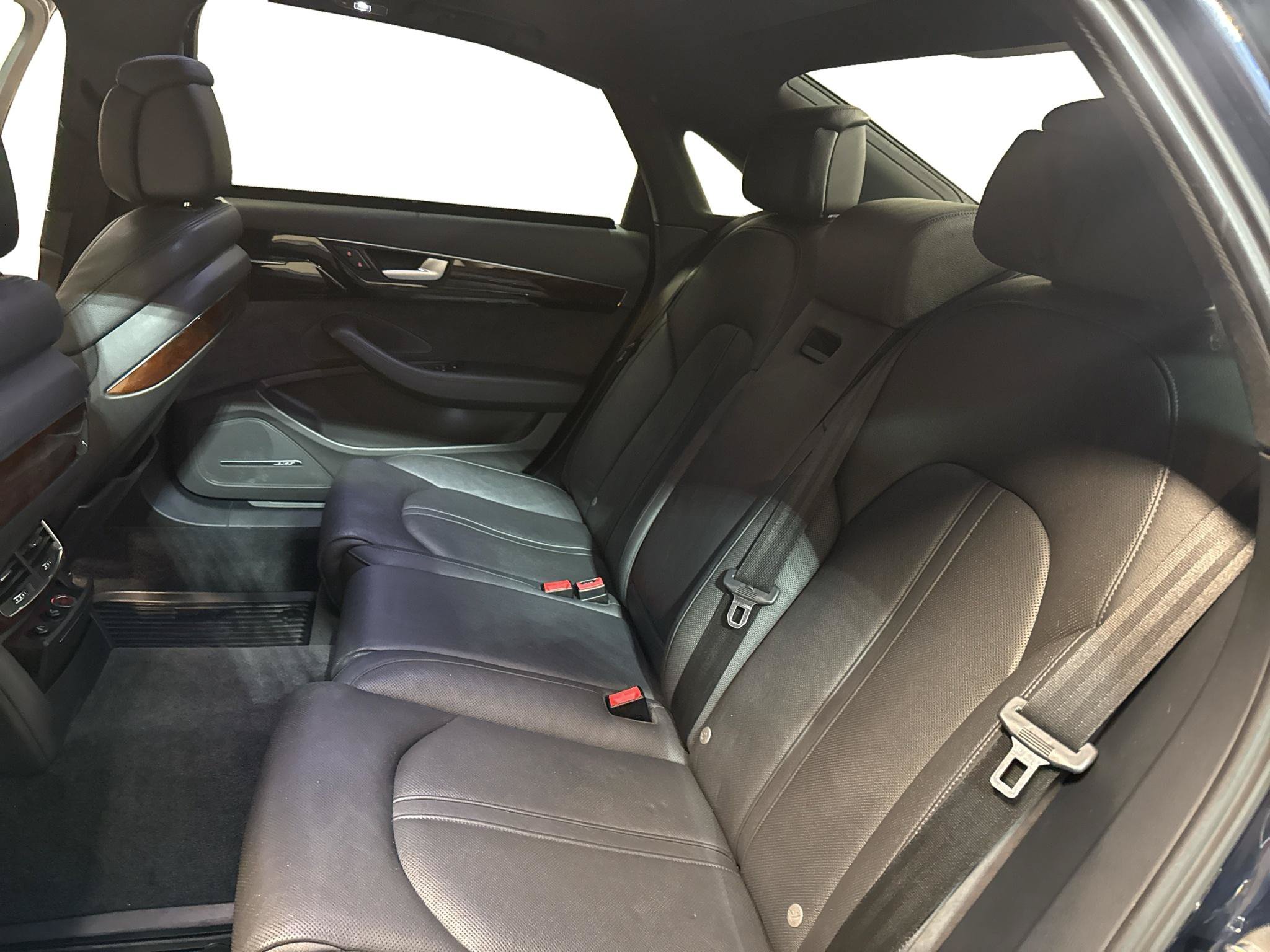 Used 2014 Audi A8 L 3.0T w/ Premium Package AWD/4WD image 8