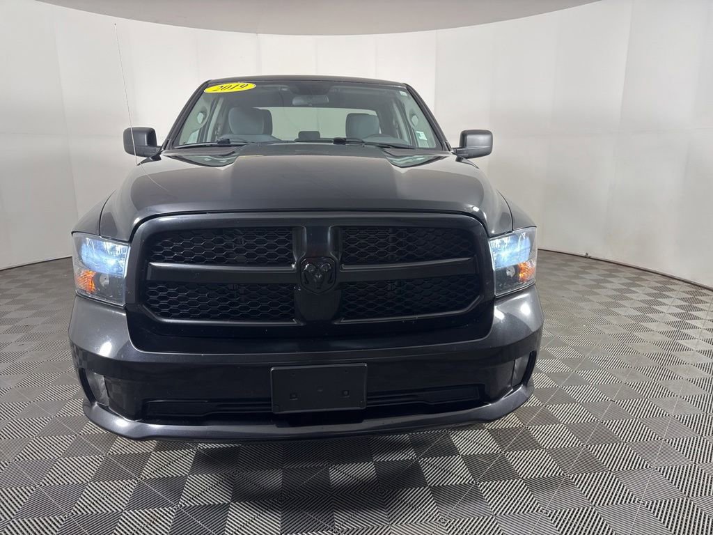 Used 2019 RAM 1500 Express w/ Wheel & Sound Group AWD/4WD image 3