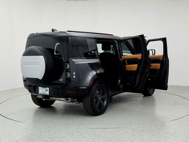 Used 2022 Land Rover Defender 110 X image 11