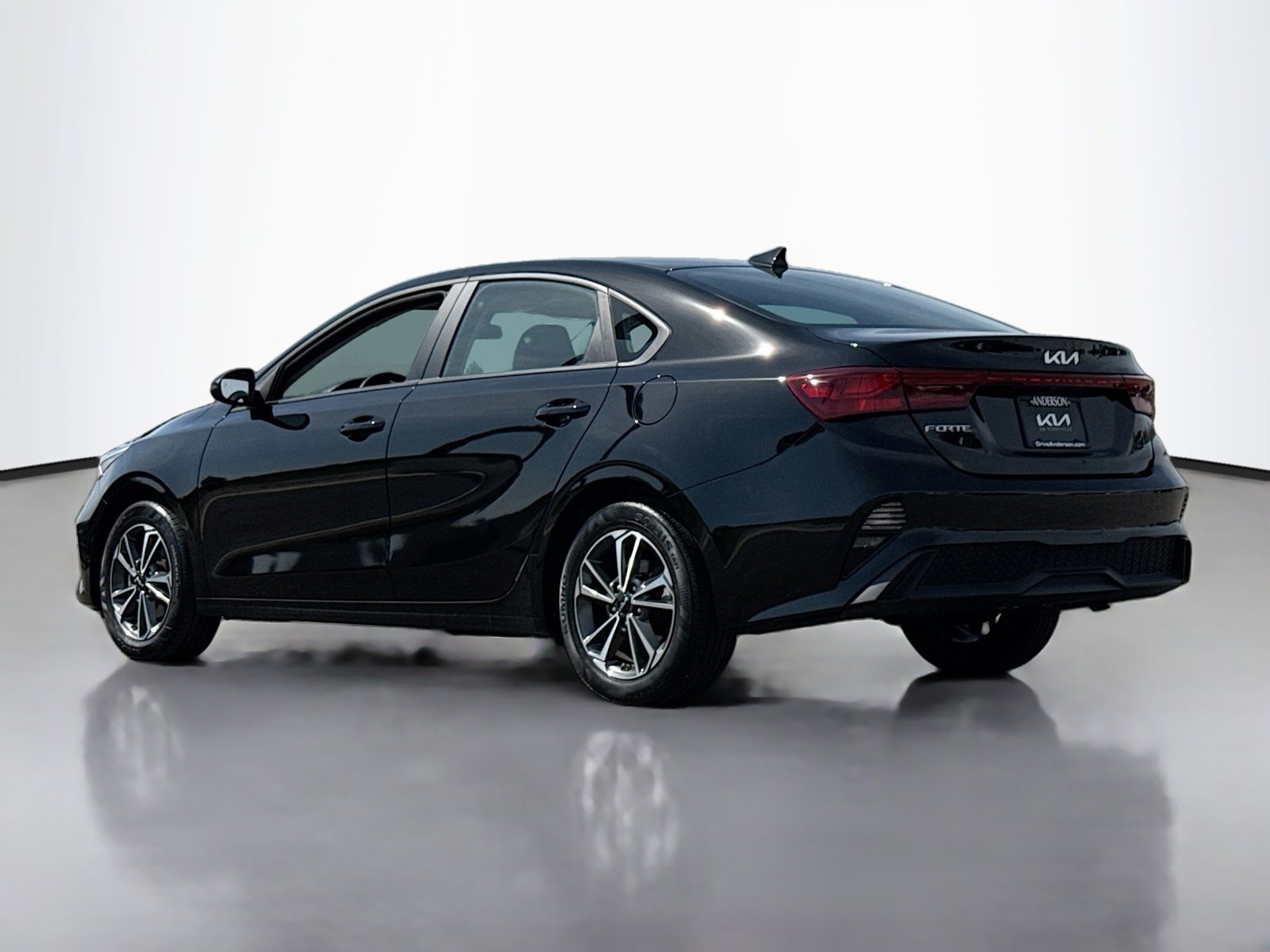 Used 2023 Kia Forte LXS w/ LXS Technology Package image 13