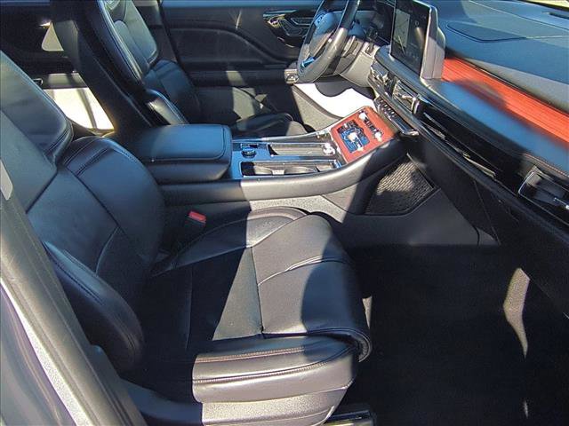 Used 2020 Lincoln Aviator Grand Touring w/ Equipment Group 302A image 21