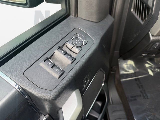 Used 2020 Ford F150 Lariat w/ Equipment Group 502A Luxury image 12