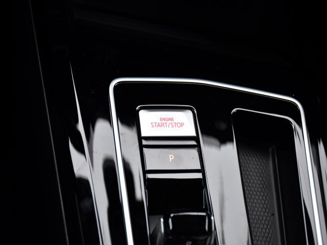 New 2026 Volkswagen GTI SE FWD image 18