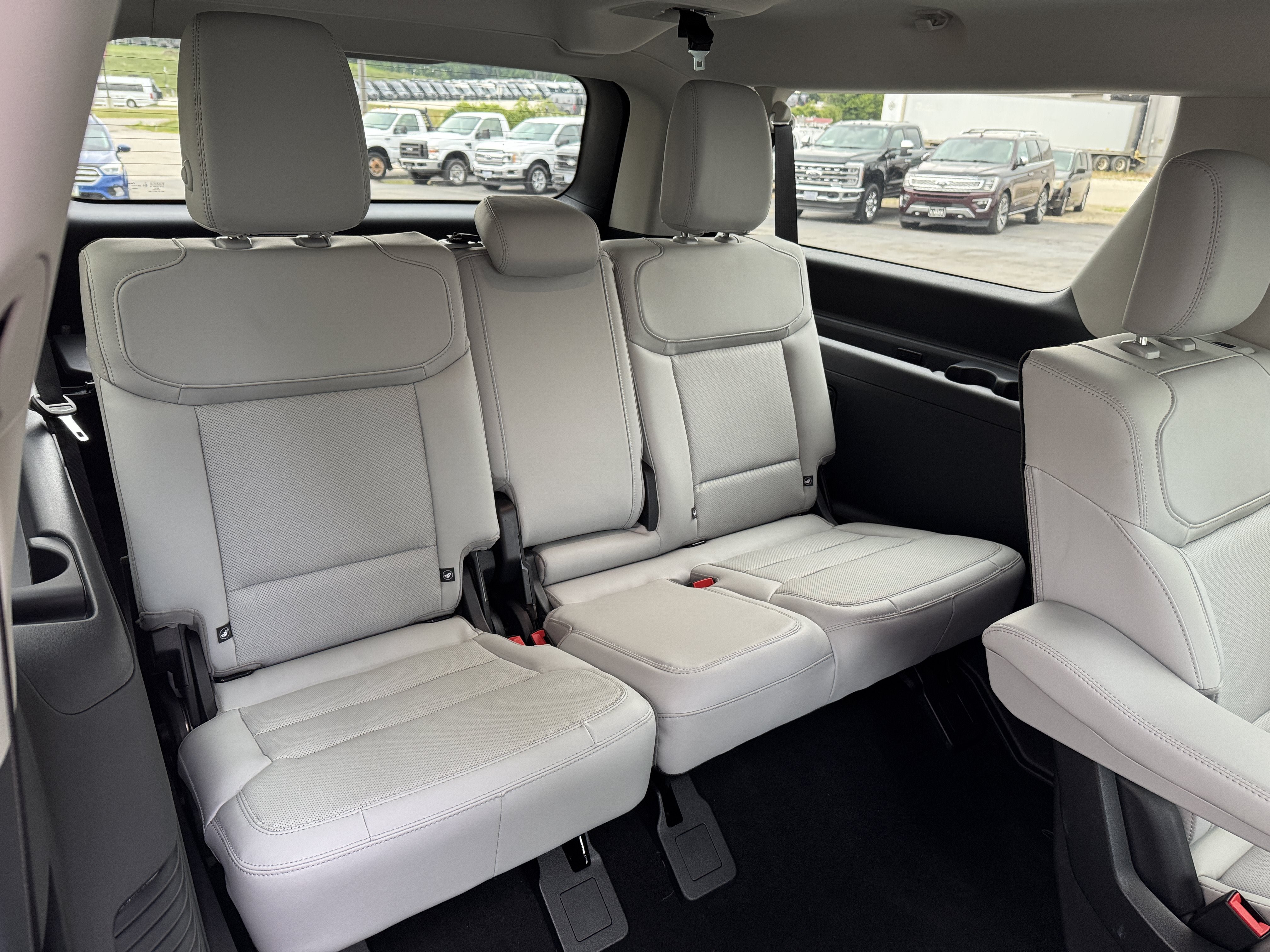 New 2027 Ford Expedition Max Platinum AWD/4WD image 34