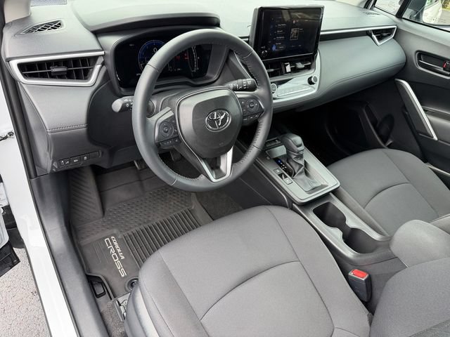 Certified 2026 Toyota Corolla Cross LE FWD image 13