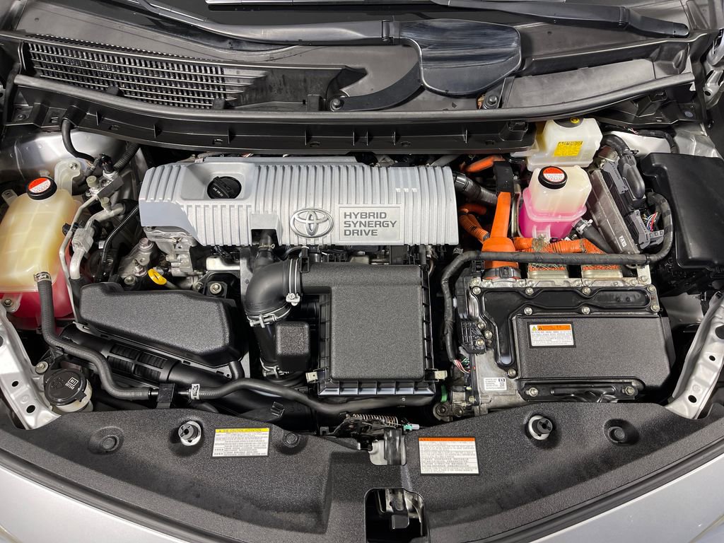 Used 2016 Toyota Prius V Two FWD image 9