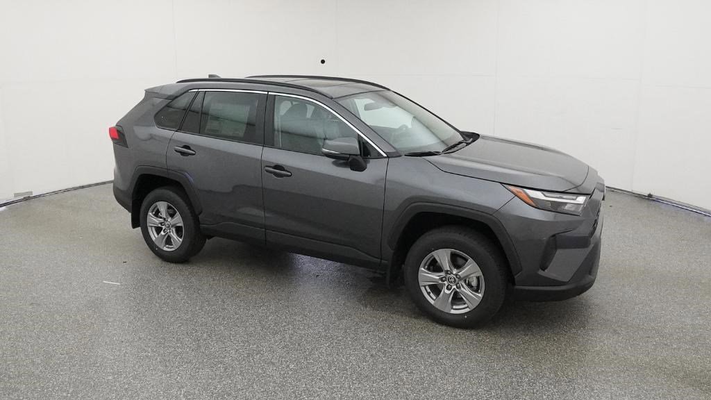 New 2025 Toyota RAV4 XLE image 27