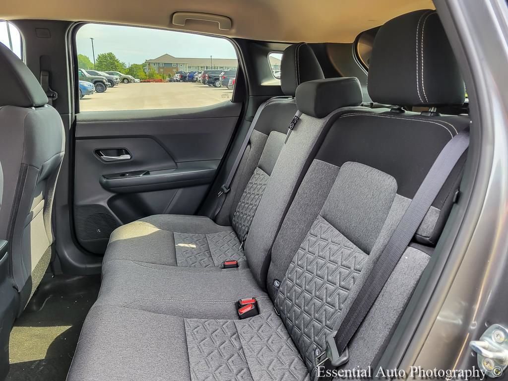 Used 2026 Nissan Kicks SV w/ Cold Weather Package AWD/4WD image 11