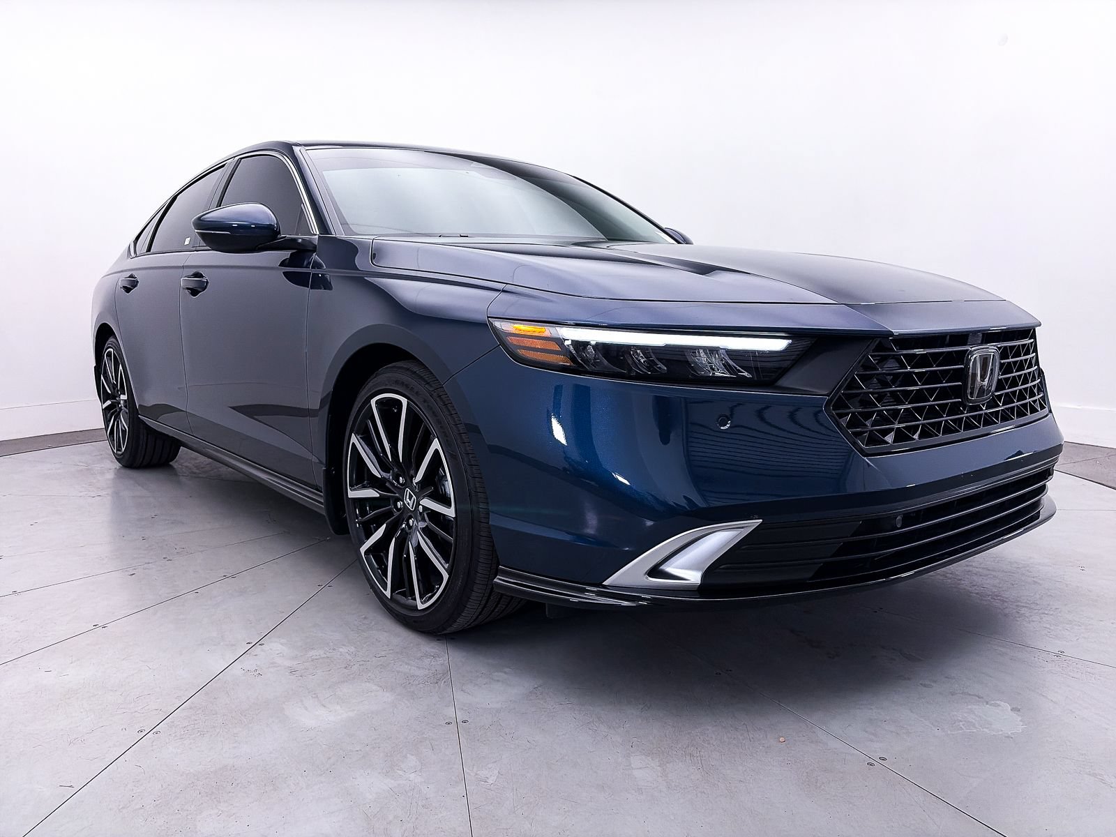 Used 2026 Honda Accord Touring image 12