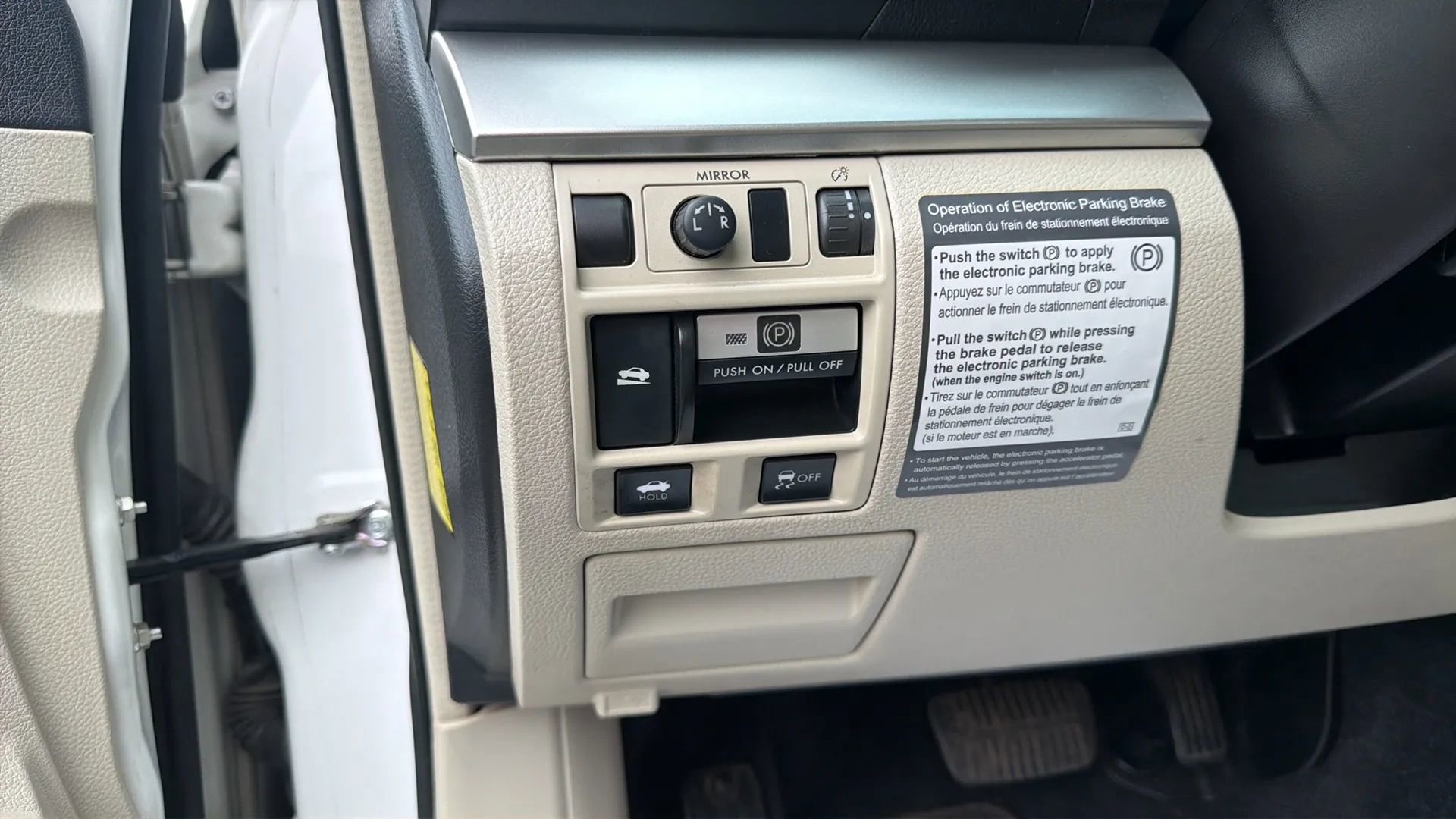 Used 2010 Subaru Legacy 2.5i Premium image 13