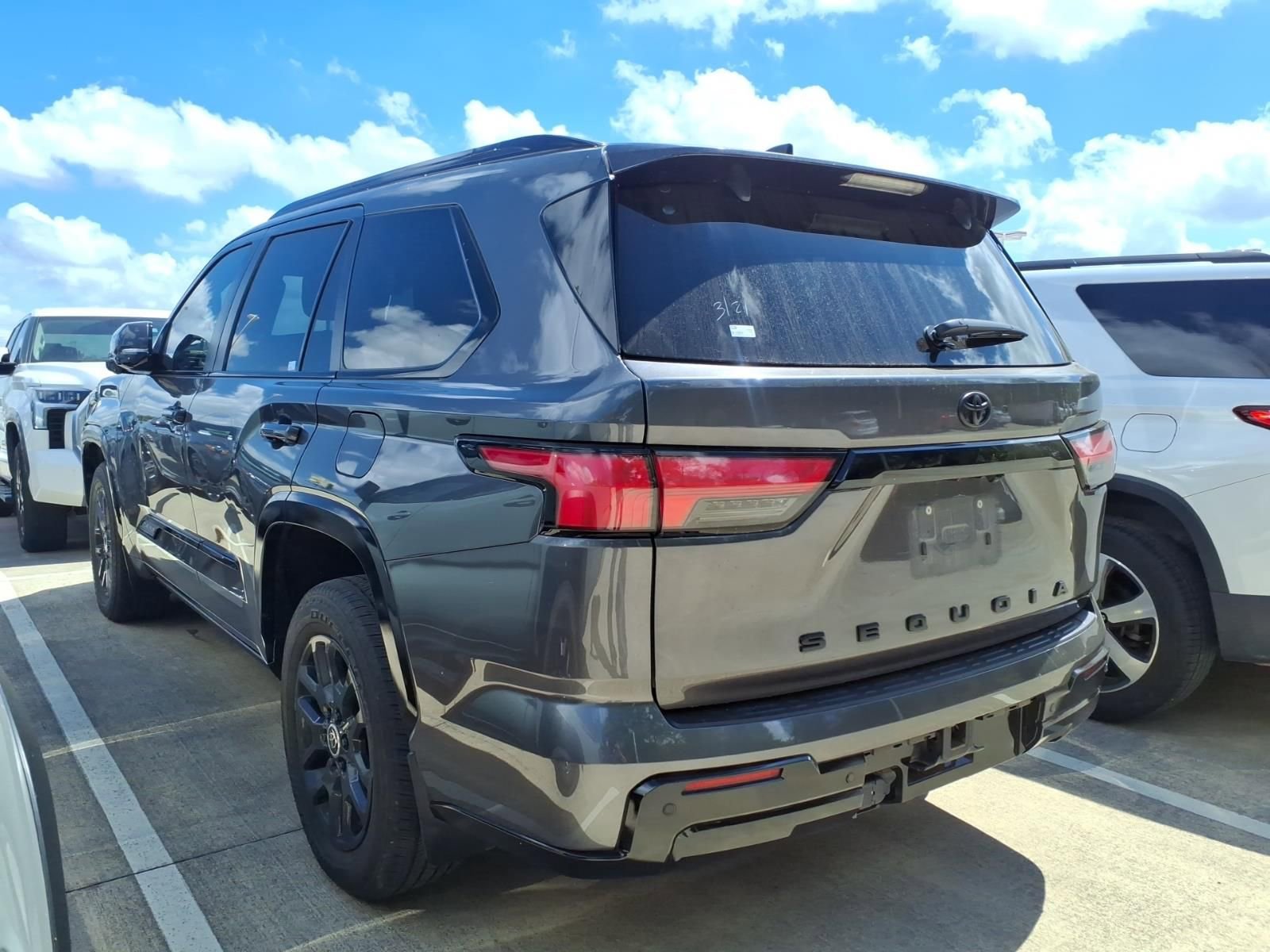 Used 2024 Toyota Sequoia Platinum image 2