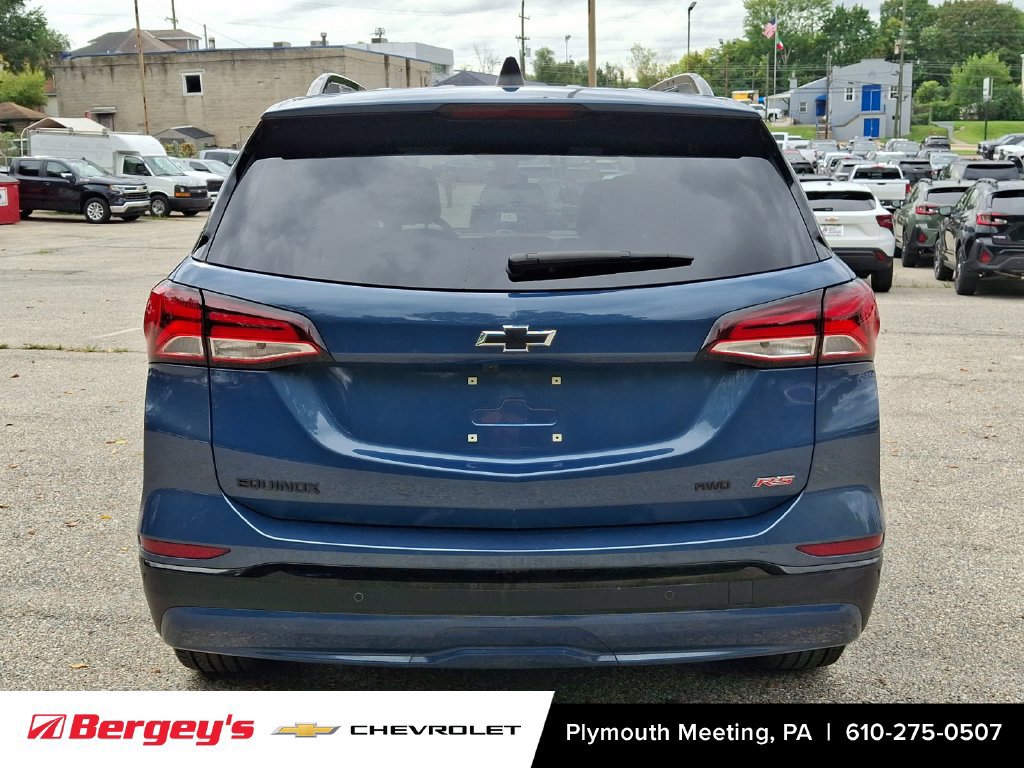 Used 2024 Chevrolet Equinox RS w/ LPO, Cargo Package AWD/4WD image 6