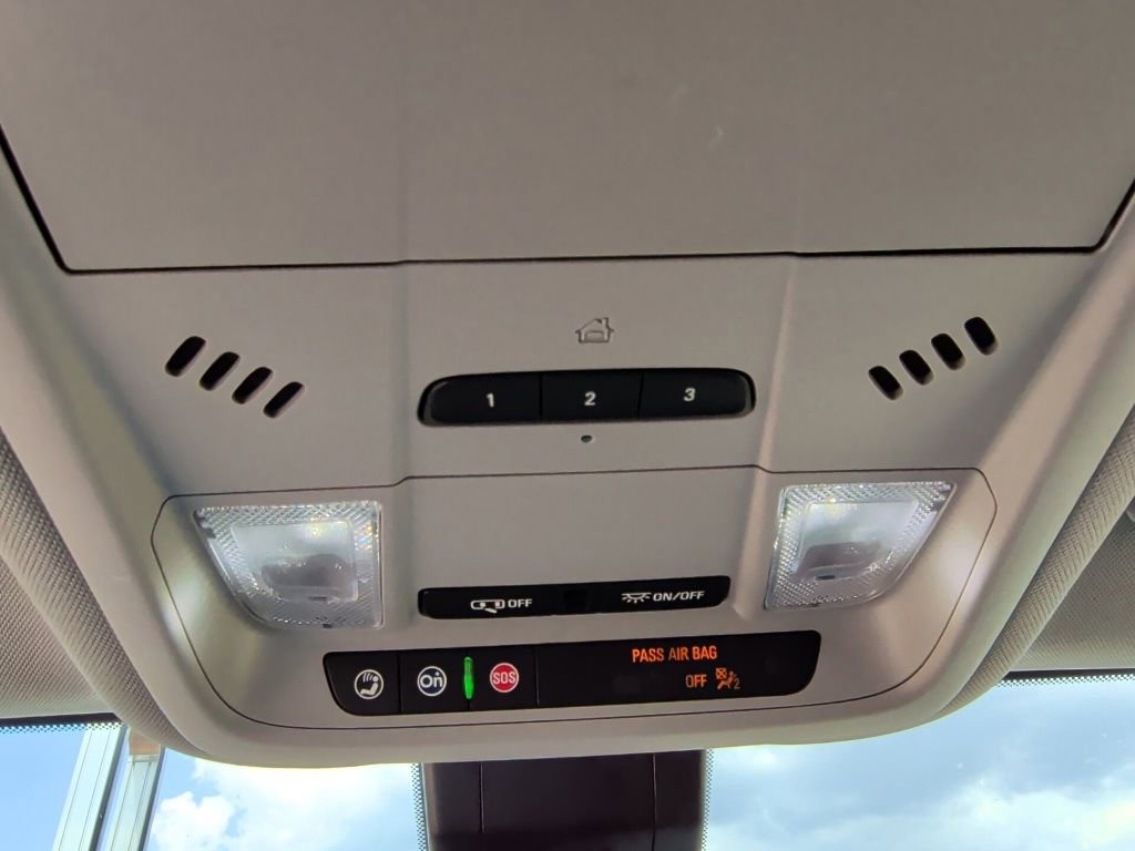 Used 2023 GMC Terrain AT4 image 21