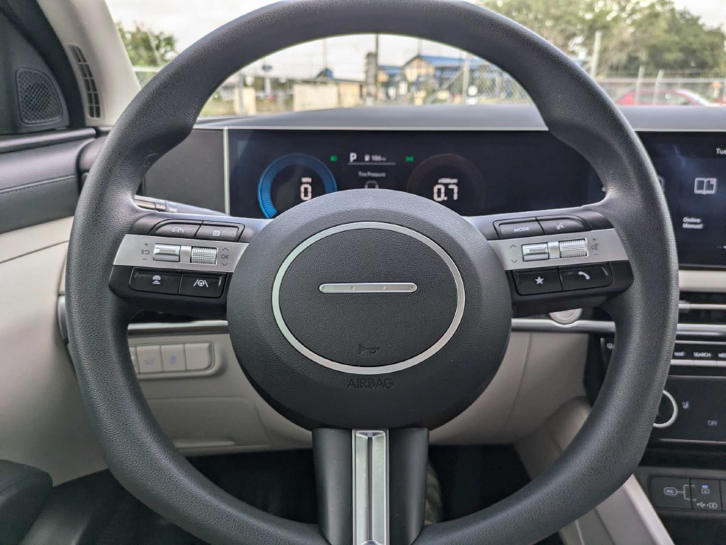 Used 2025 Hyundai Tucson SEL FWD image 24