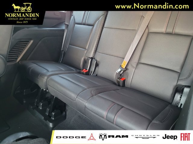 Used 2023 Chevrolet Tahoe RST w/ RST Performance Edition AWD/4WD image 18