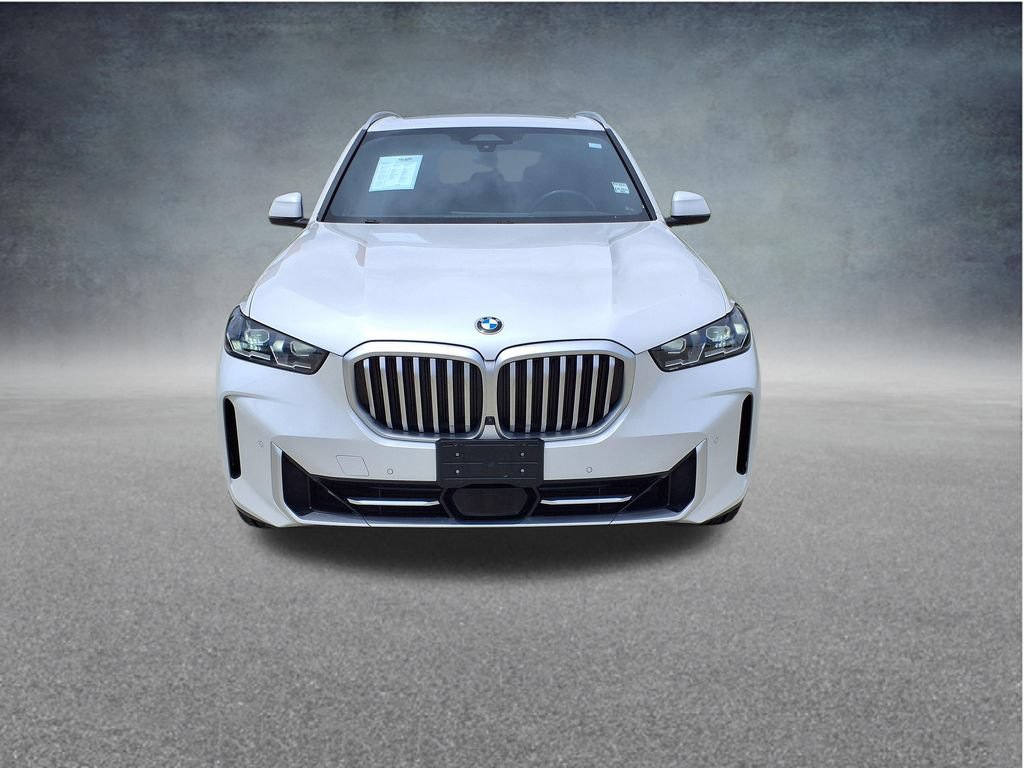 Used 2024 BMW X5 xDrive40i AWD/4WD image 2