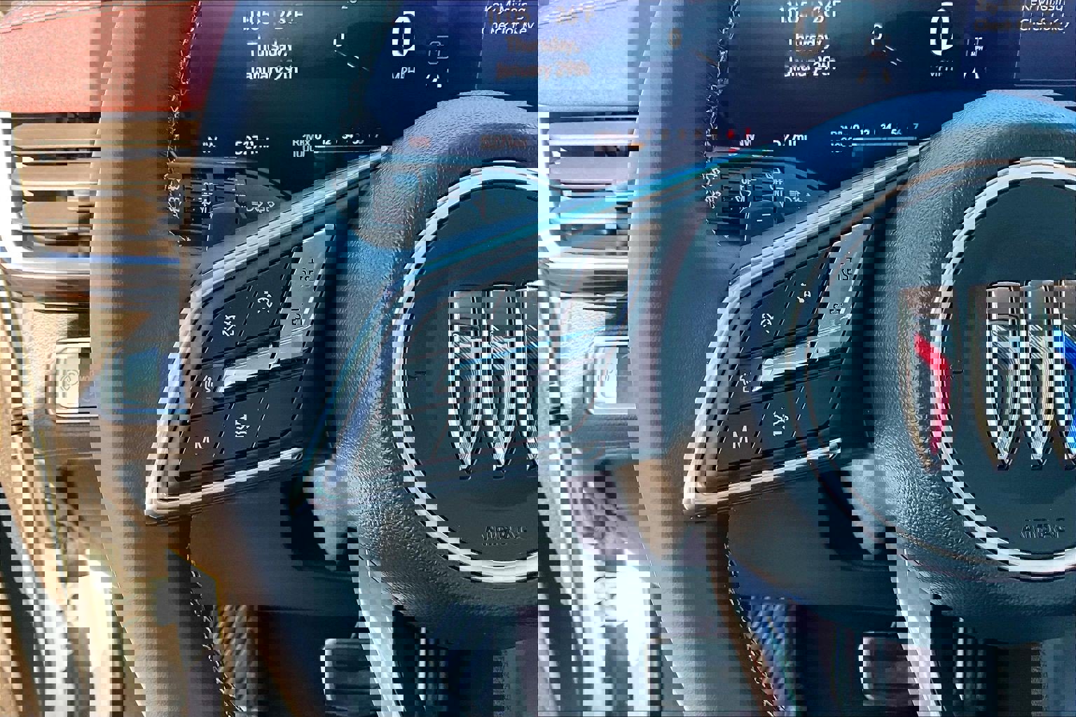 Used 2024 Buick Envision Sport Touring image 12