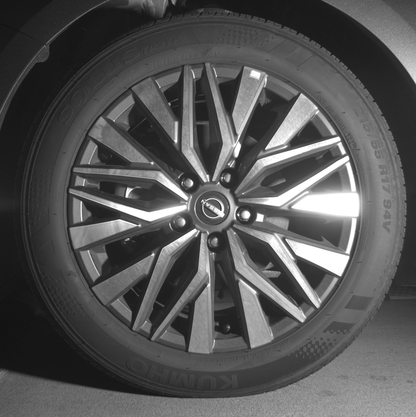 Used 2025 Nissan Altima 2.5 SV FWD image 12