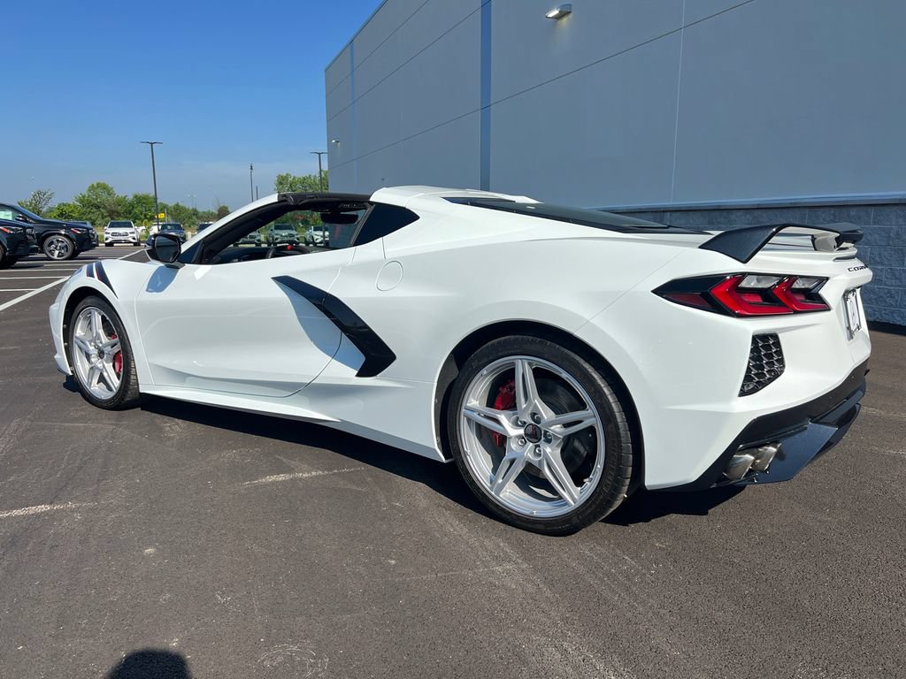 Used 2023 Chevrolet Corvette Stingray Preferred Cpe w/ Z51 Performance Package RWD image 5