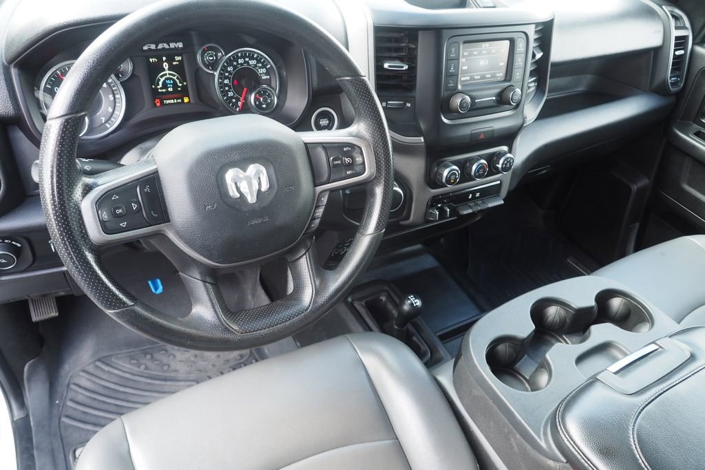 Used 2024 RAM 2500 Tradesman w/ Chrome Appearance Group AWD/4WD image 10