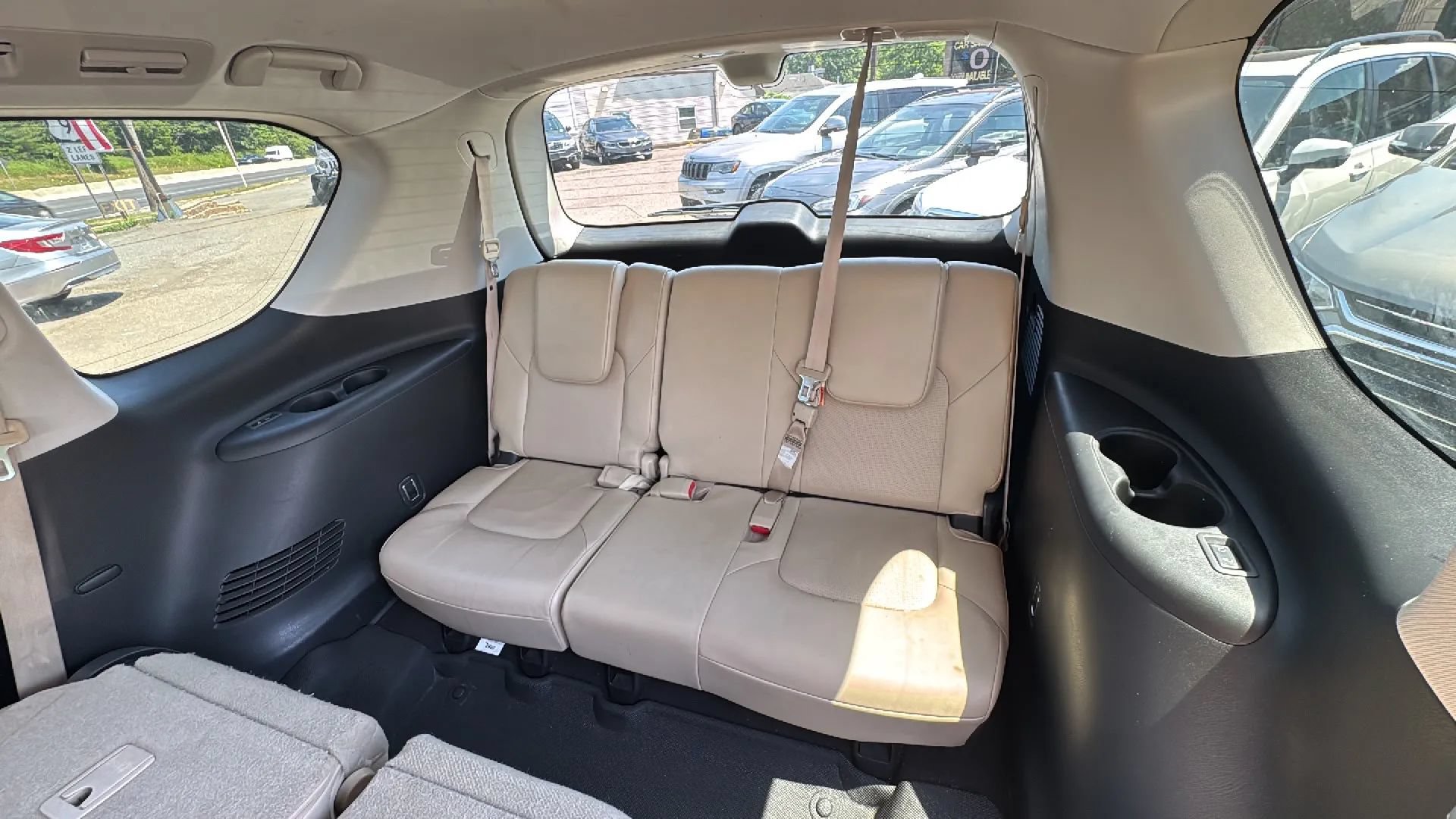 Used 2019 Nissan Armada Platinum w/ Interior Lighting Package AWD/4WD image 18