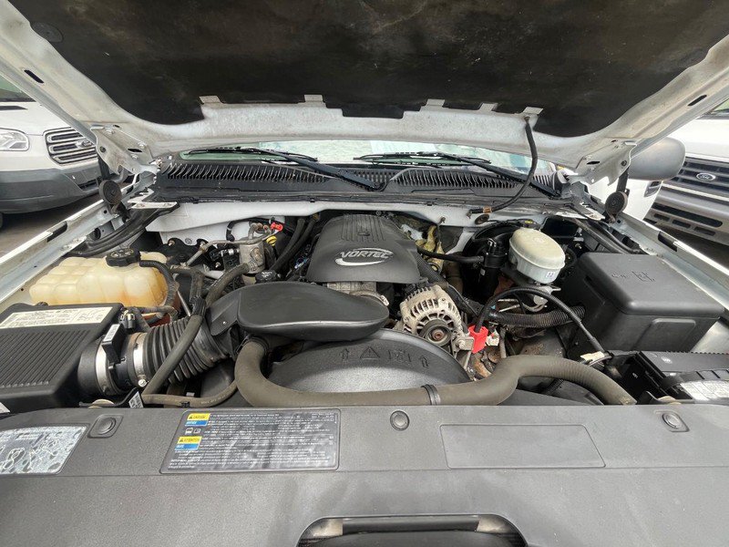 Used 2004 Chevrolet Silverado 1500 W/T RWD image 6