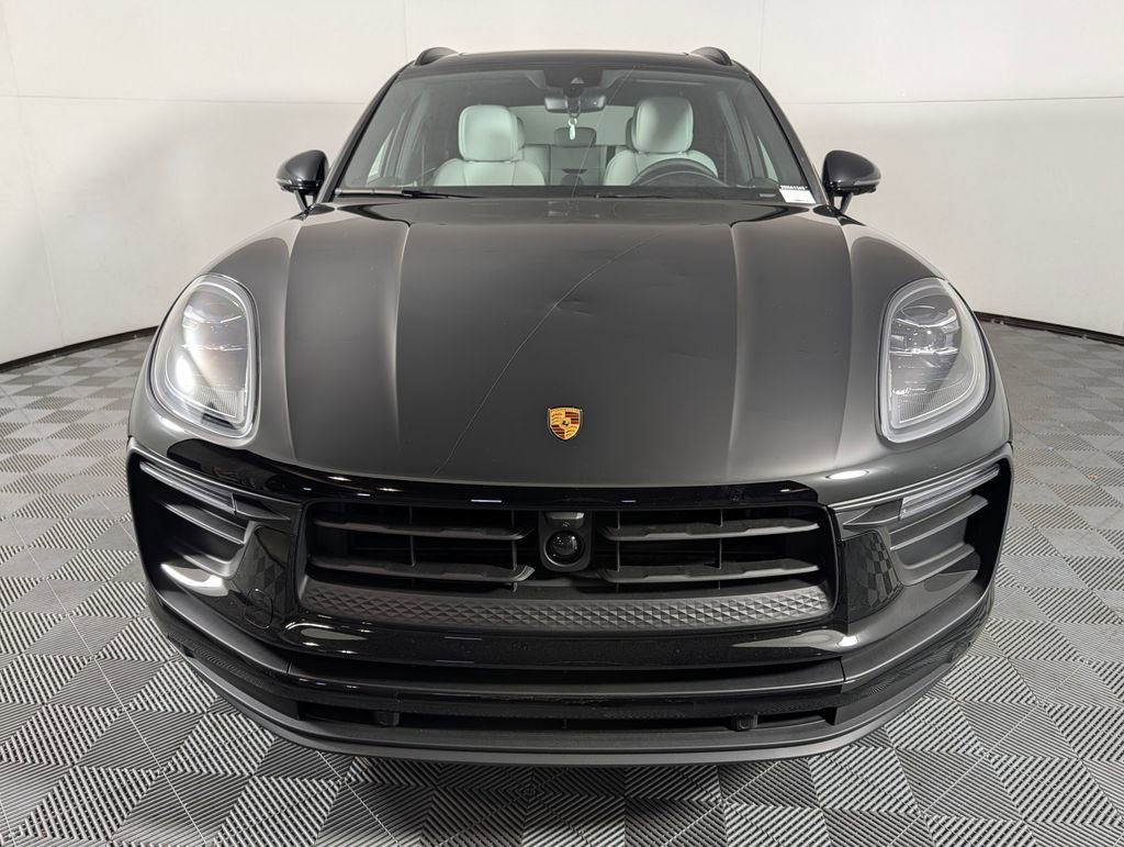 New 2026 Porsche Macan image 10