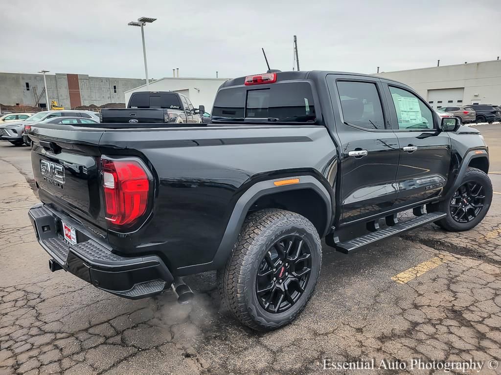 New 2026 GMC Canyon Denali w/ LPO, Denali Black Edition image 8