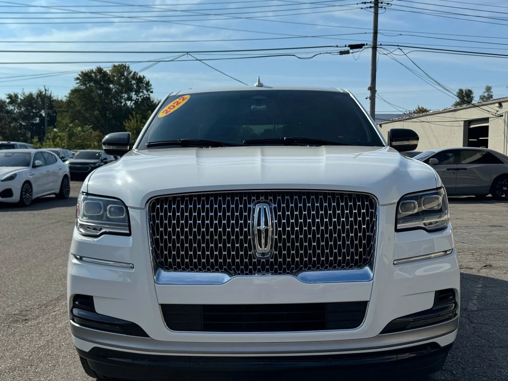 Used 2022 Lincoln Navigator Reserve image 3