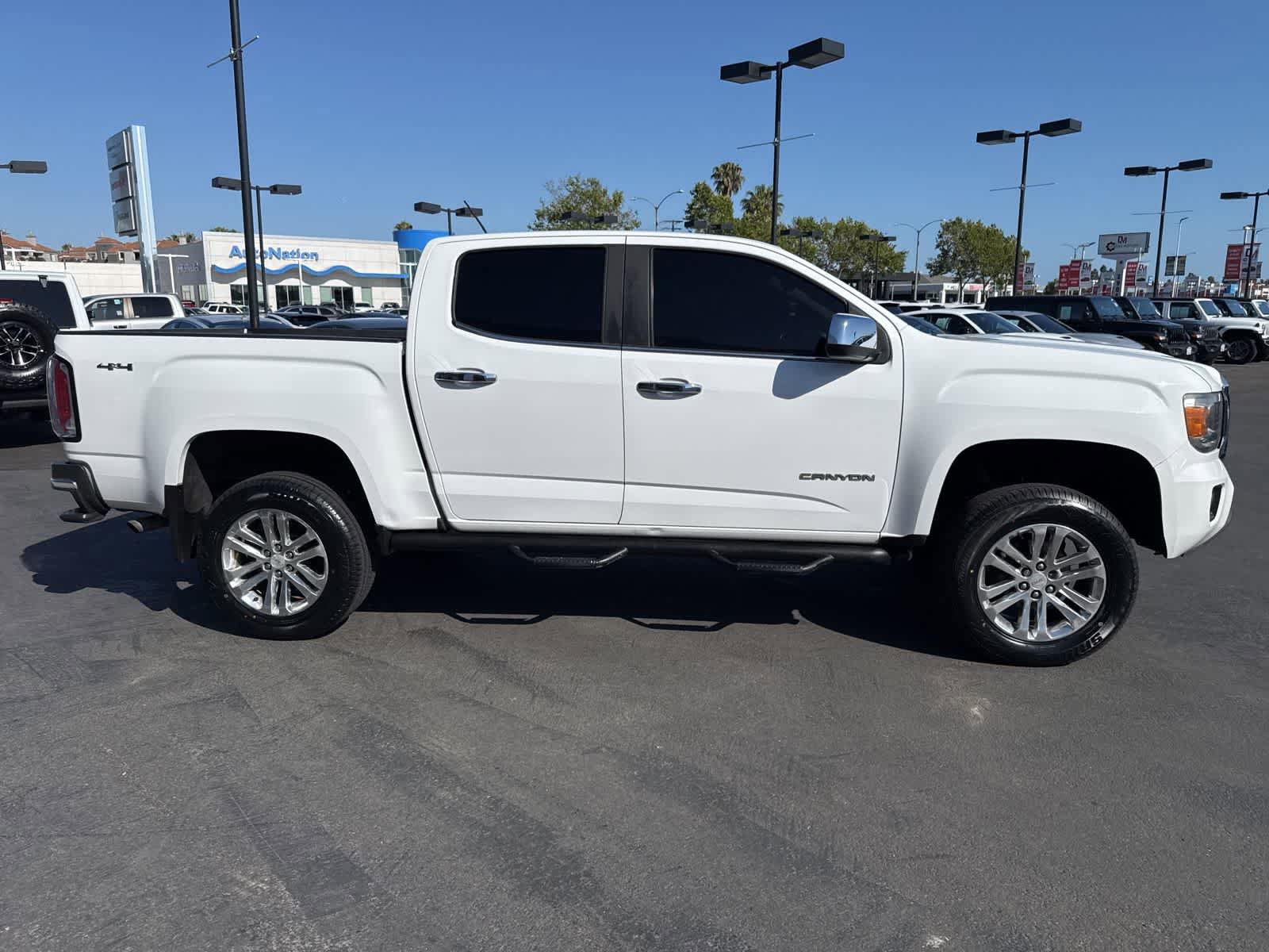 Used 2017 GMC Canyon SLT AWD/4WD image 12