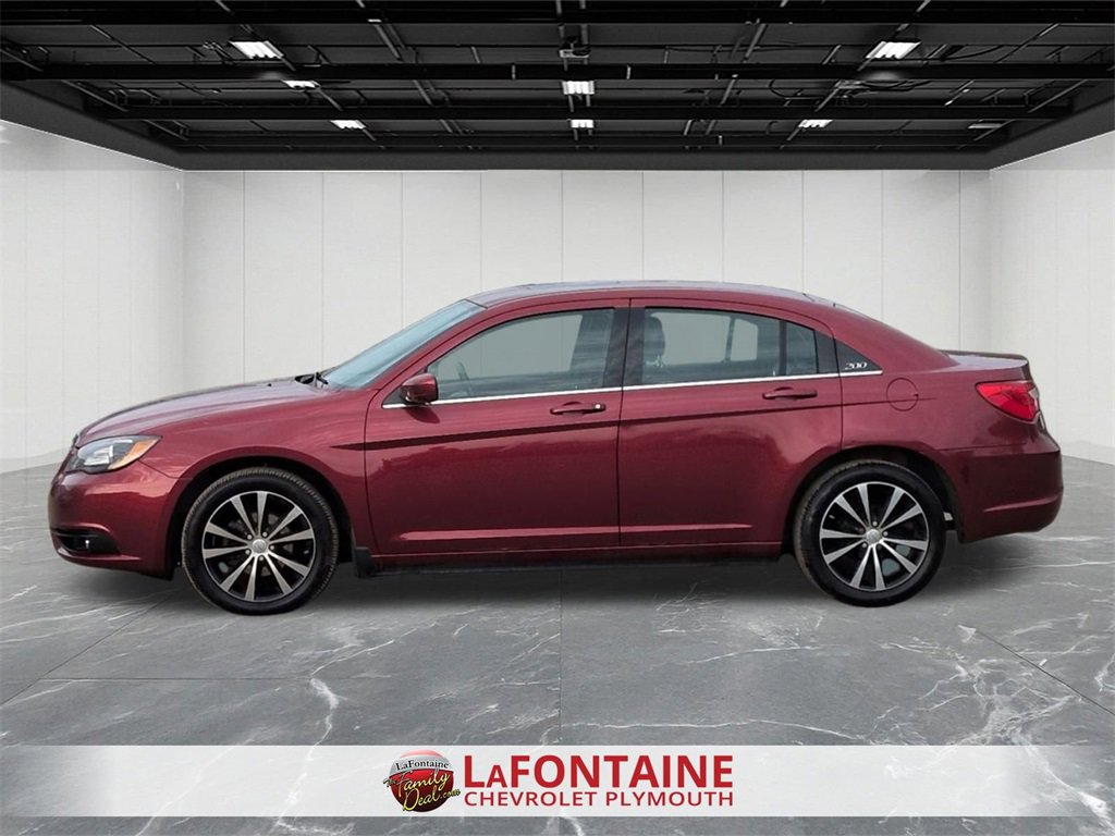 Used 2014 Chrysler 200 Limited w/ Sun/Sound Group image 5