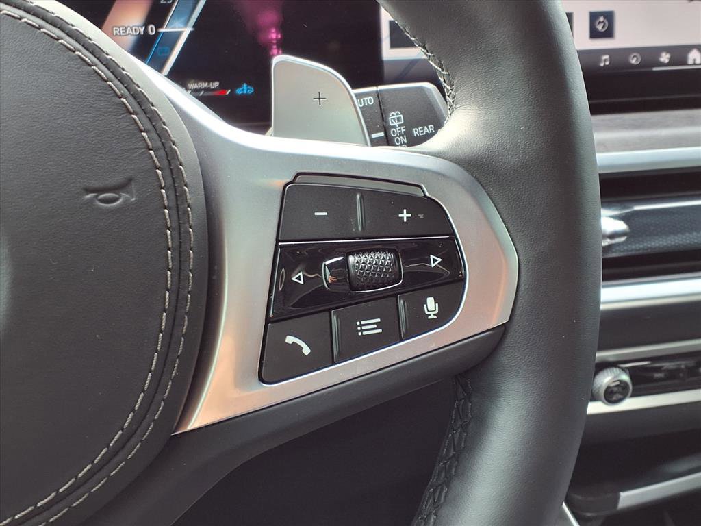 Used 2025 BMW X5 xDrive40i w/ M Sport Package image 15