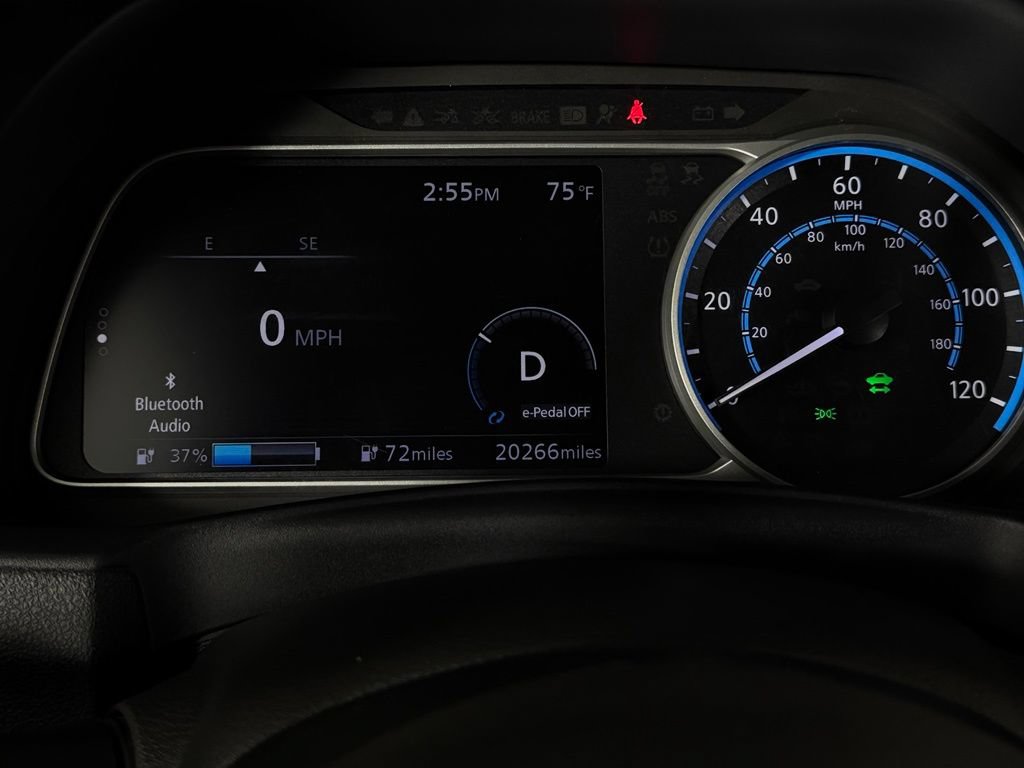 Used 2025 Nissan Leaf SV Plus FWD image 15