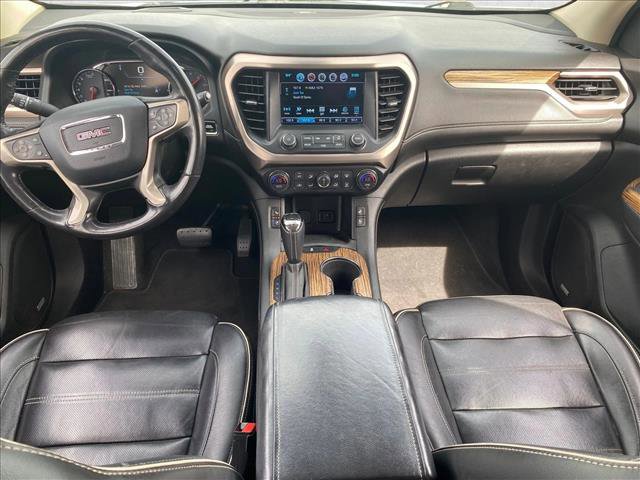 Used 2019 GMC Acadia Denali w/ Technology Package FWD image 24