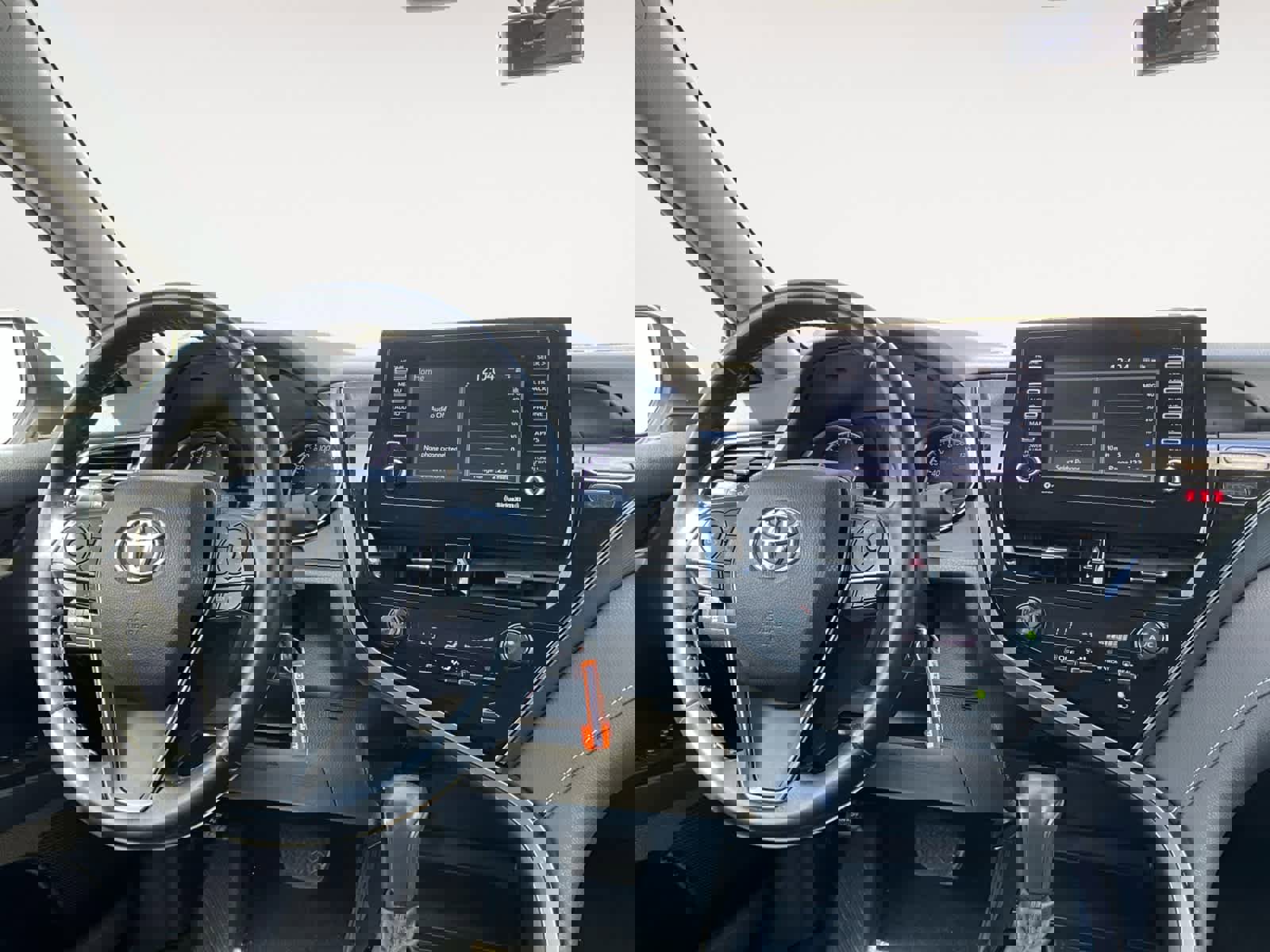 Used 2021 Toyota Camry SE FWD image 15