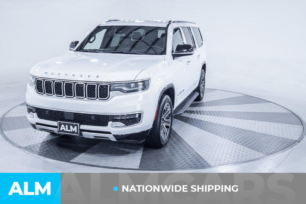 Used 2024 Jeep Wagoneer L Series II RWD image 2