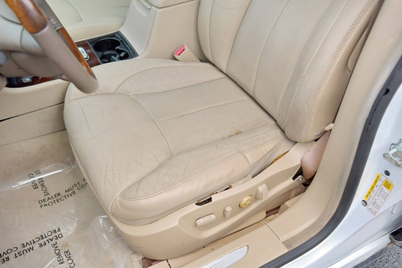 Used 2006 Cadillac DTS Performance FWD image 15