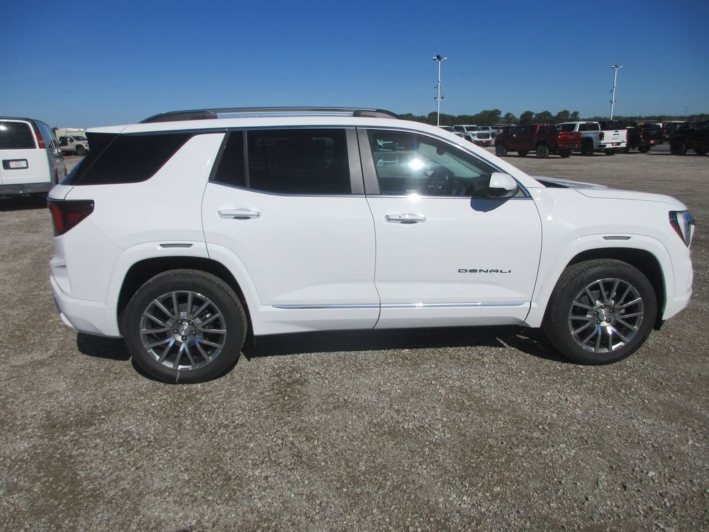 New 2026 GMC Terrain Denali AWD/4WD image 3