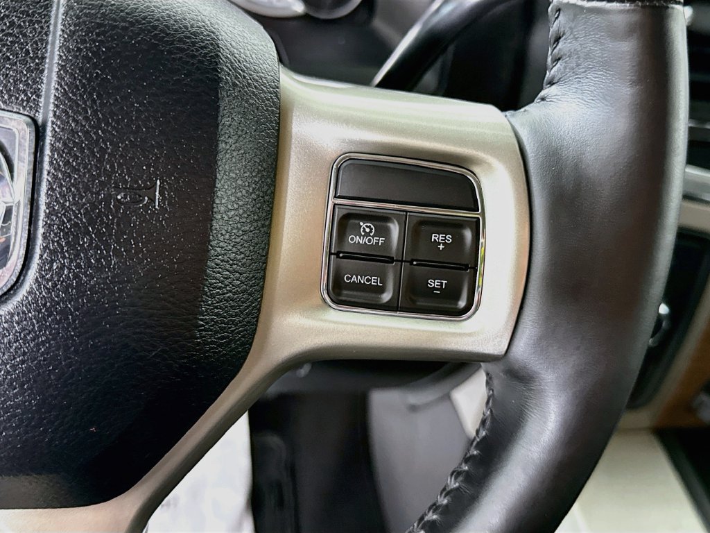 Used 2014 RAM 3500 Laramie AWD/4WD image 21