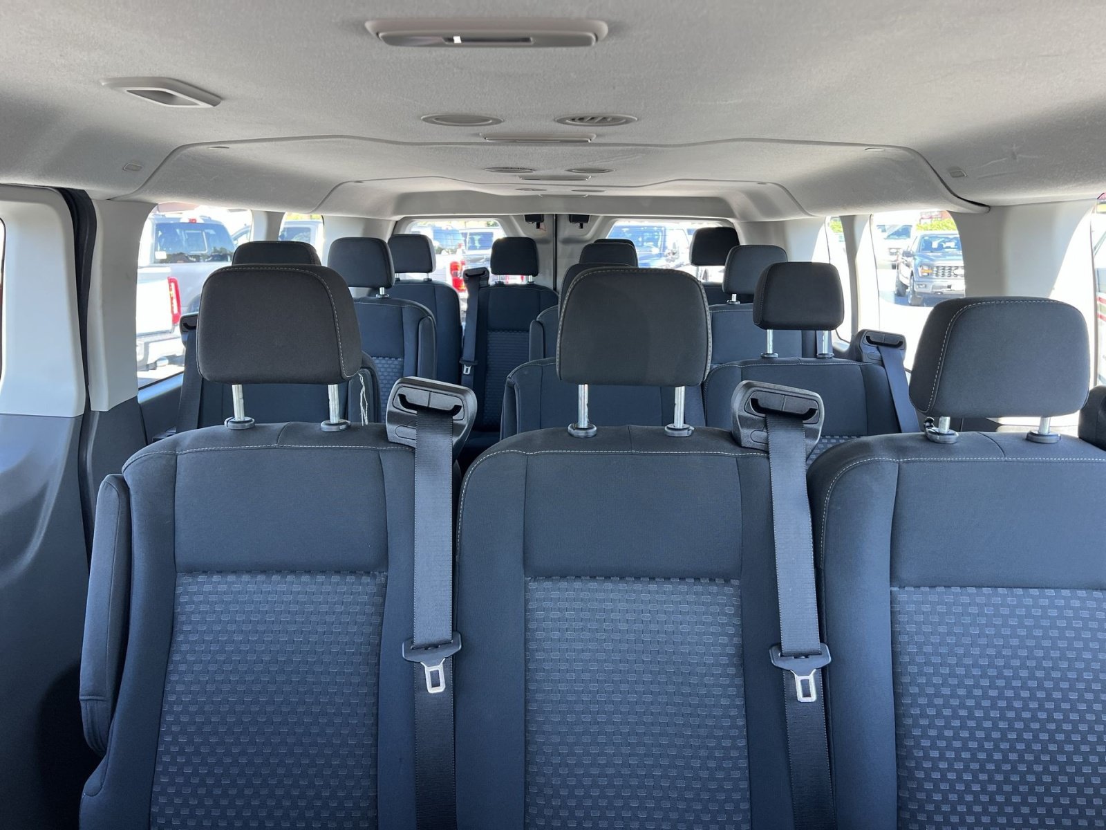 Used 2023 Ford Transit 350 XLT RWD image 22