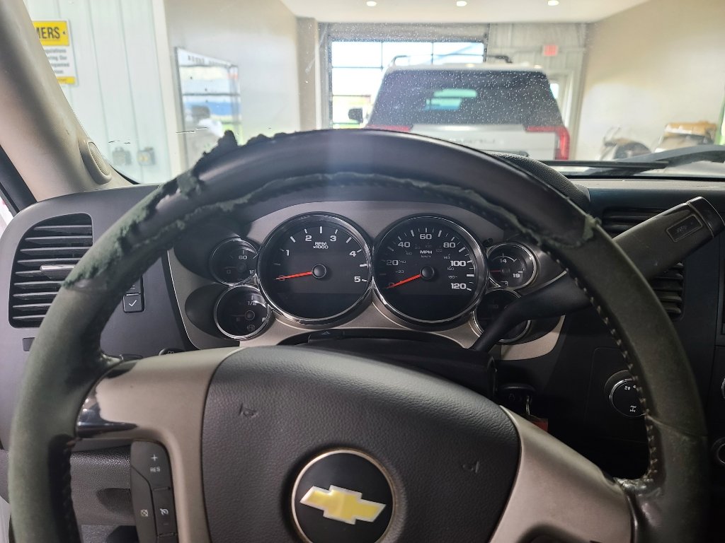 Used 2014 Chevrolet Silverado 3500 LT w/ Interior Plus Package AWD/4WD image 10