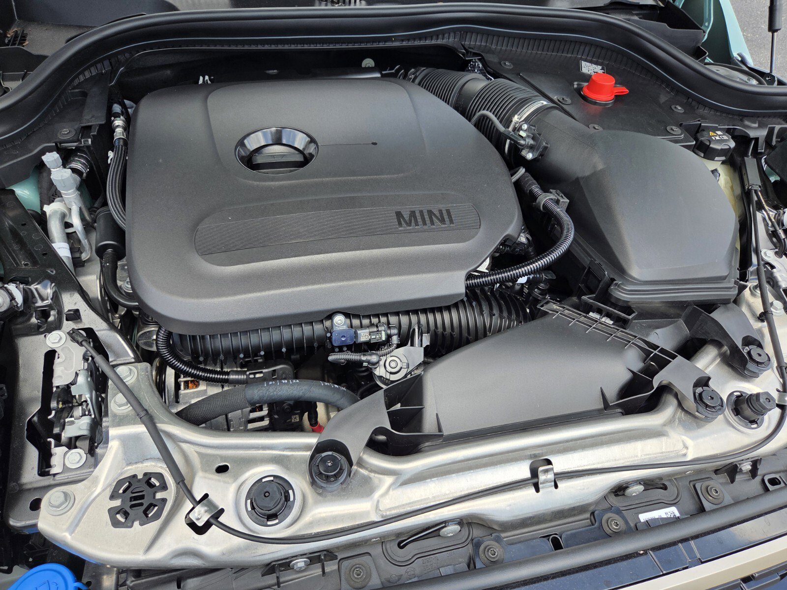 Certified 2025 MINI Cooper S image 17