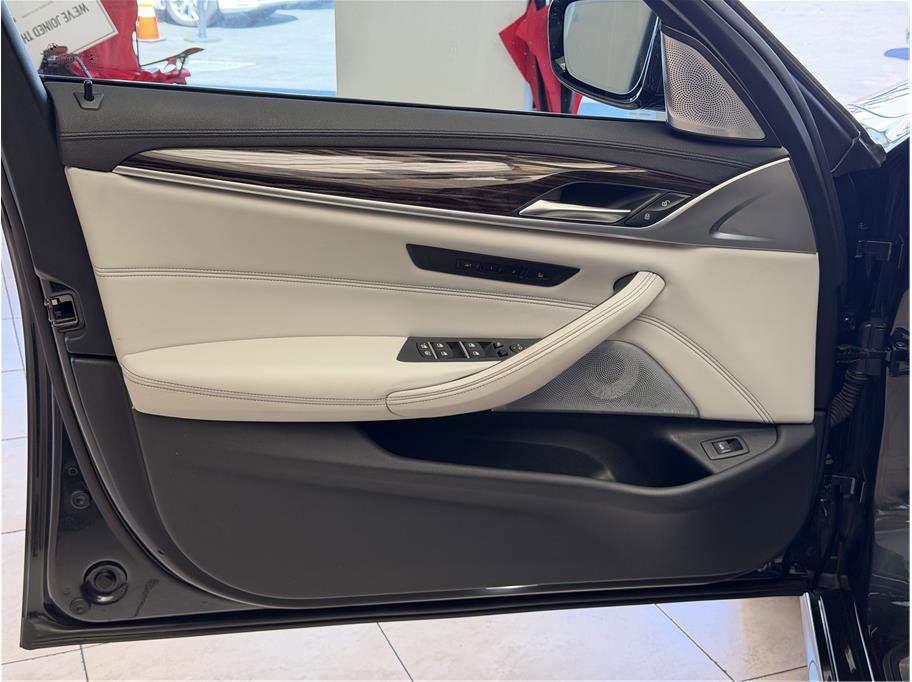 Used 2020 BMW M5 w/ Executive Package AWD/4WD image 10