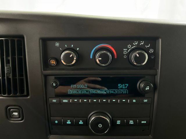Used 2024 Chevrolet Express 3500 LT w/ LT Preferred Equipment Group RWD image 18