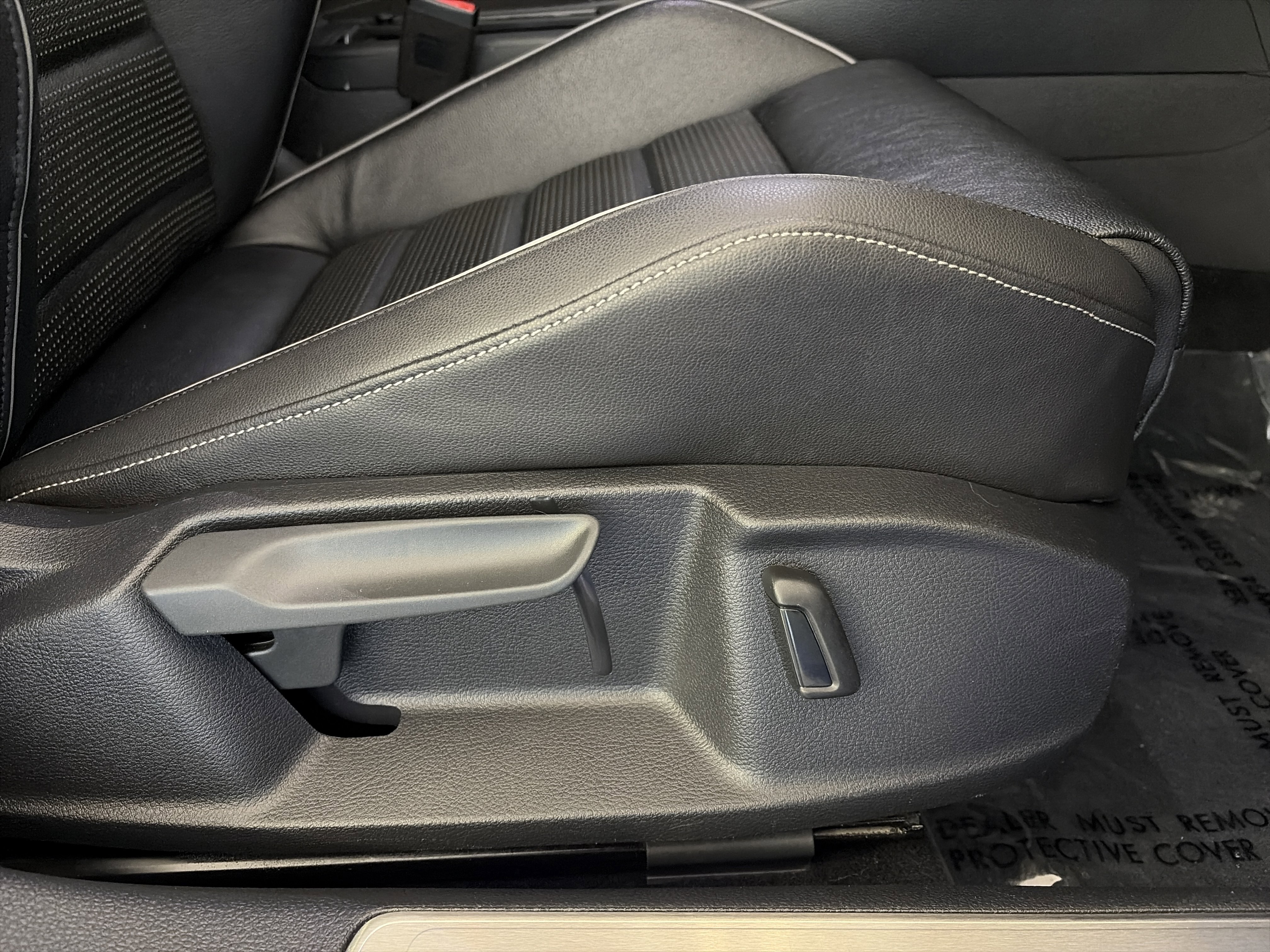 Used 2018 Volkswagen Golf R DCC & Navigation 4Motion image 60