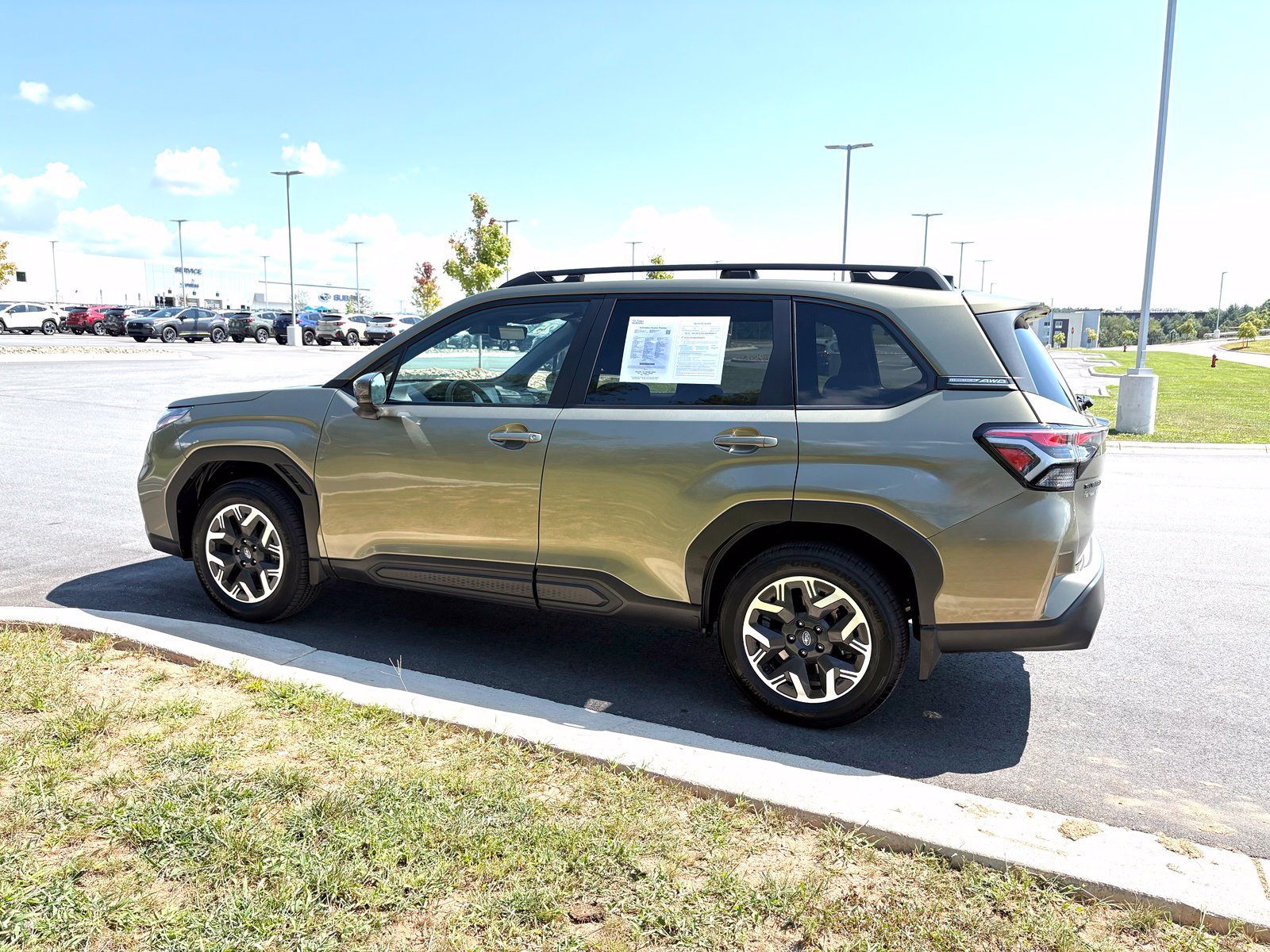 Certified 2025 Subaru Forester Premium w/ Convenience Package #2 AWD/4WD image 5