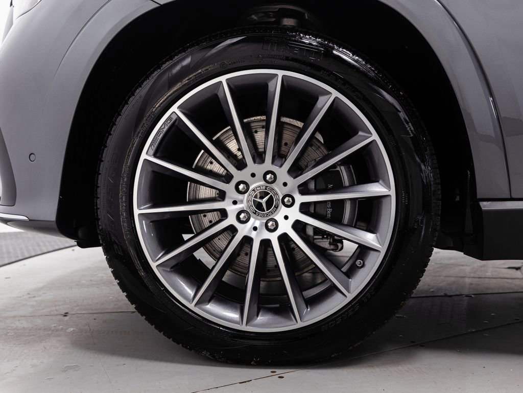 Used 2025 Mercedes-Benz GLE 450e 4MATIC w/ AMG Line Exterior image 38