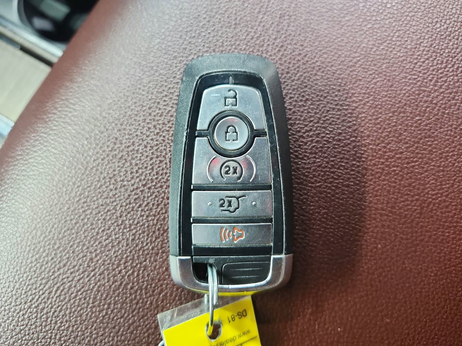 Used 2024 Ford Expedition Limited image 34