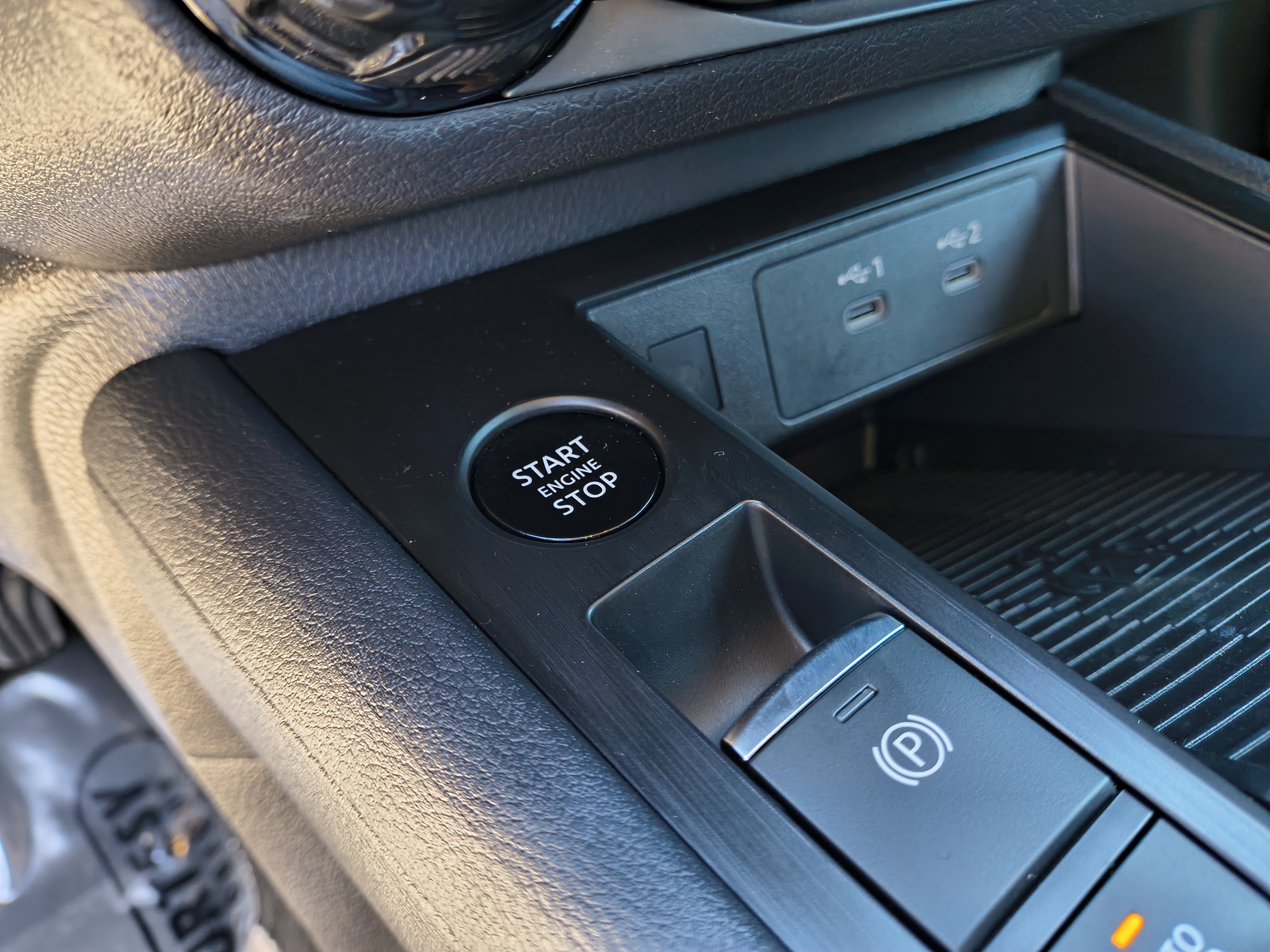 Certified 2026 Nissan Kicks SV FWD image 28