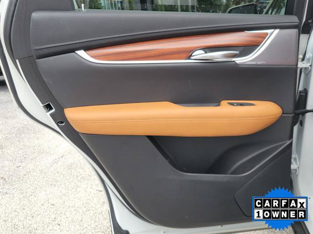 Certified 2023 Cadillac XT5 Premium Luxury FWD image 39